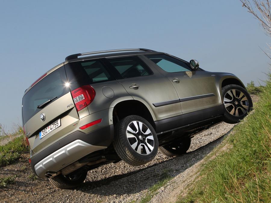  Skoda Yeti OutDoor Laurin & Klement 2013 года  (фото 4 из 17)